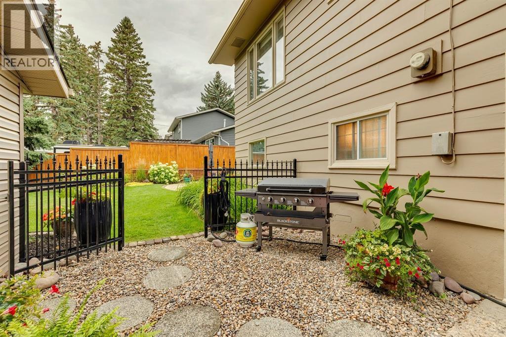 1415 Chardie Place SW, Calgary, Alberta  T2V 2T7 - Photo 30 - A2342077