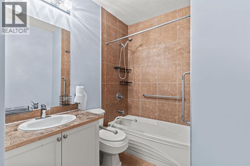 224 Panamount View NW, Calgary, Alberta  T3K 6H8 - Photo 48 - A2343656