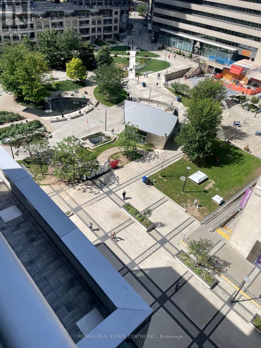 724 - 386 Yonge Street, Toronto, Ontario  M5B 0A5 - Photo 17 - C13748862