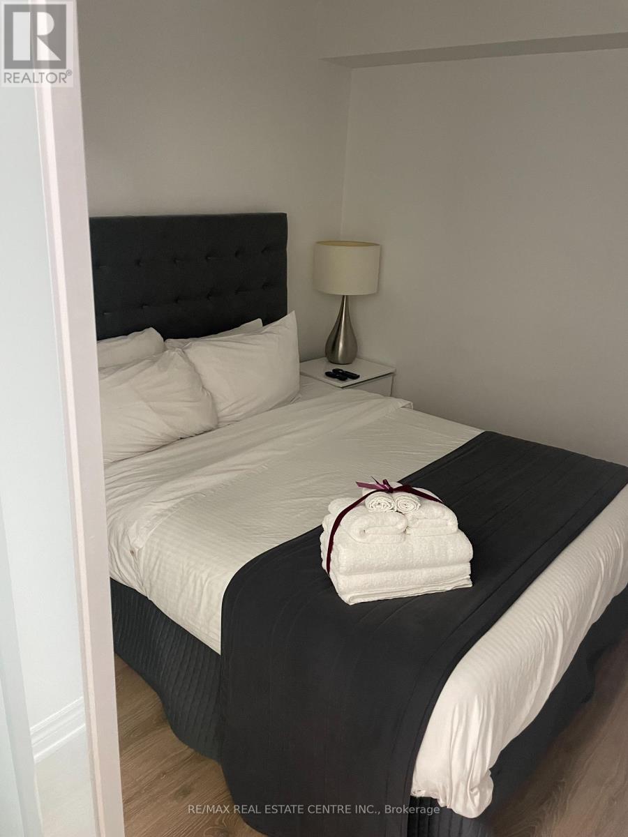 724 - 386 Yonge Street, Toronto, Ontario  M5B 0A5 - Photo 3 - C13748862