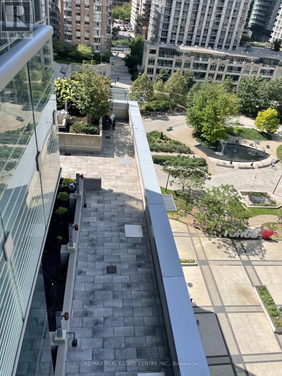 724 - 386 Yonge Street, Toronto, Ontario  M5B 0A5 - Photo 18 - C13748862