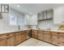 85 BONNYVIEW DRIVE, Toronto, Ontario