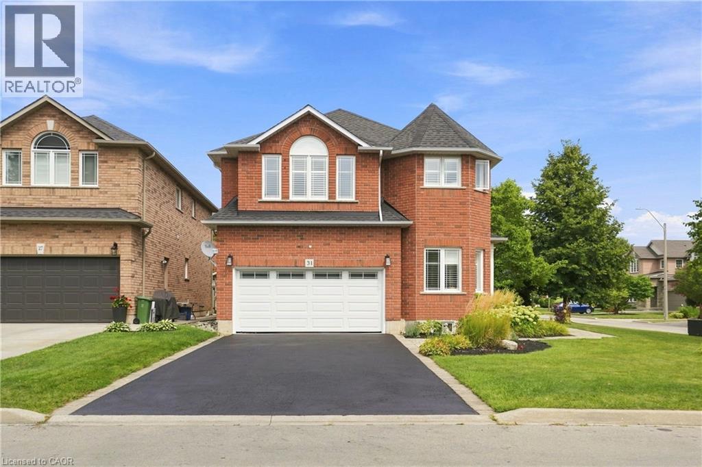 31 Commando Court, Waterdown, Ontario  L8B 0J6 - Photo 3 - 40861384