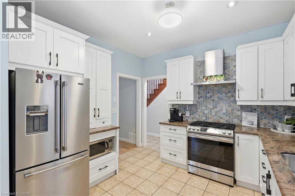 31 Commando Court, Waterdown, Ontario  L8B 0J6 - Photo 14 - 40861384