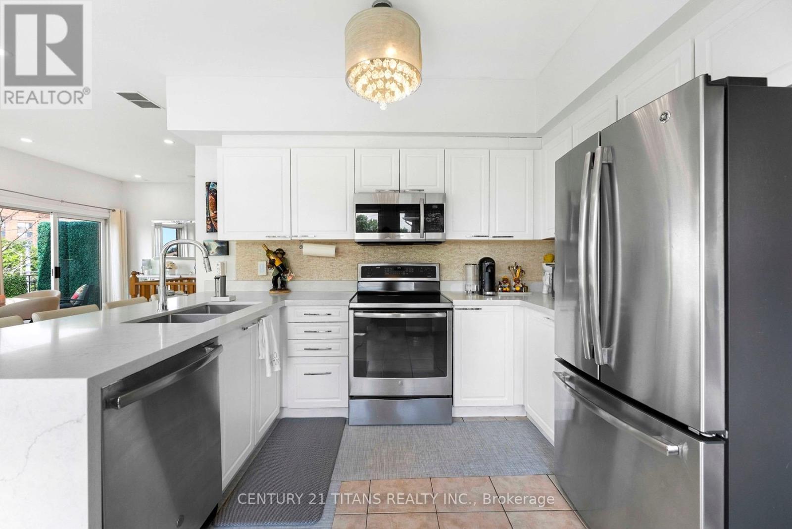 222 - 1837 Eglinton Avenue E, Toronto, Ontario  M4A 2Y4 - Photo 11 - C13757092