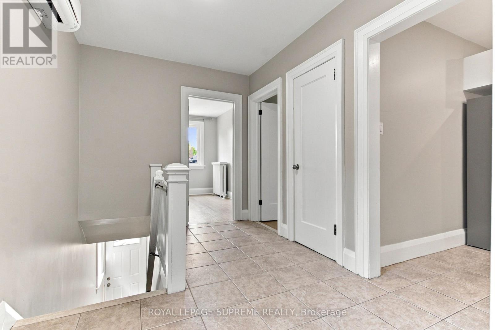 229 Winona Drive, Toronto, Ontario  M6C 3S4 - Photo 17 - C13757114