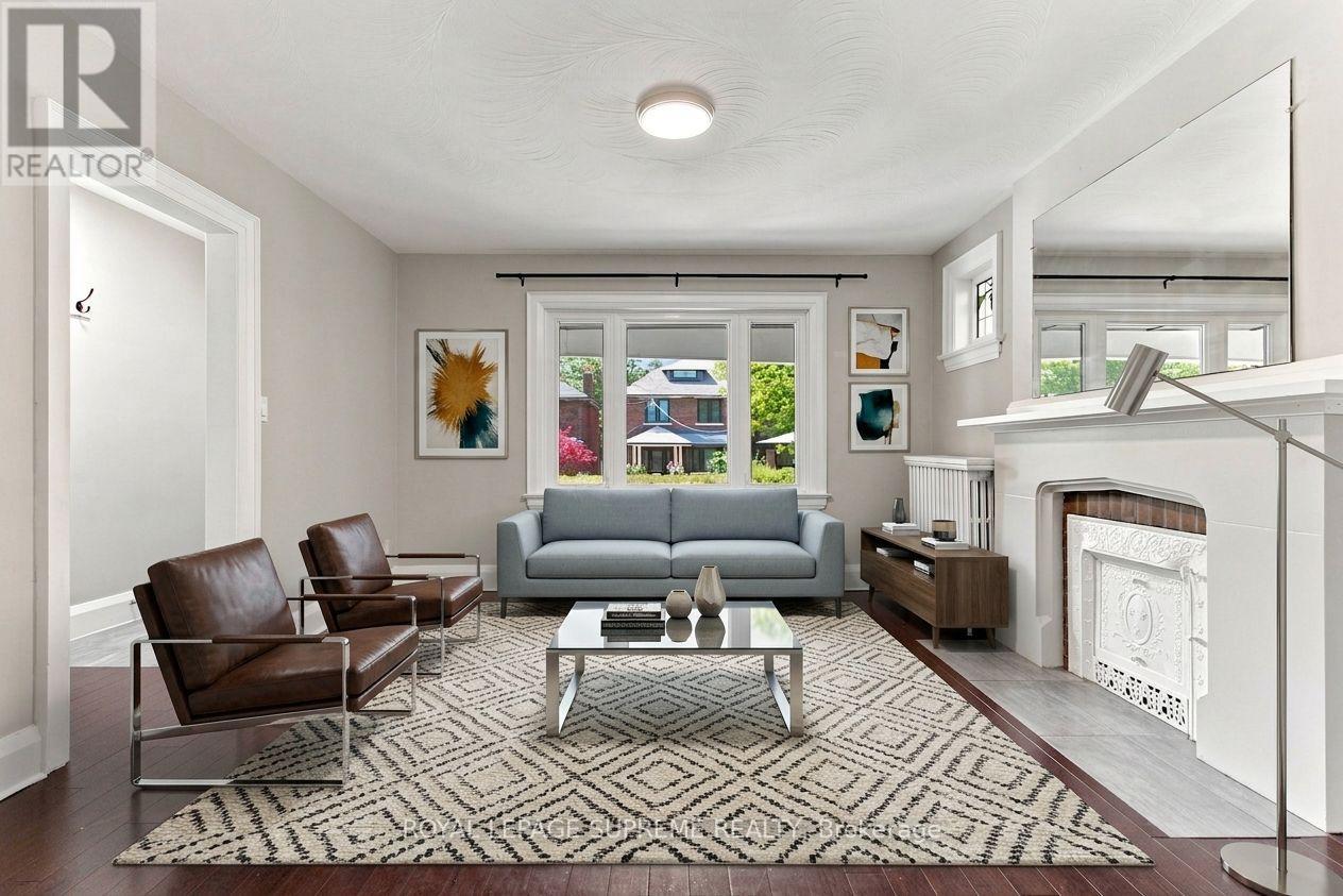 229 Winona Drive, Toronto, Ontario  M6C 3S4 - Photo 8 - C13757114