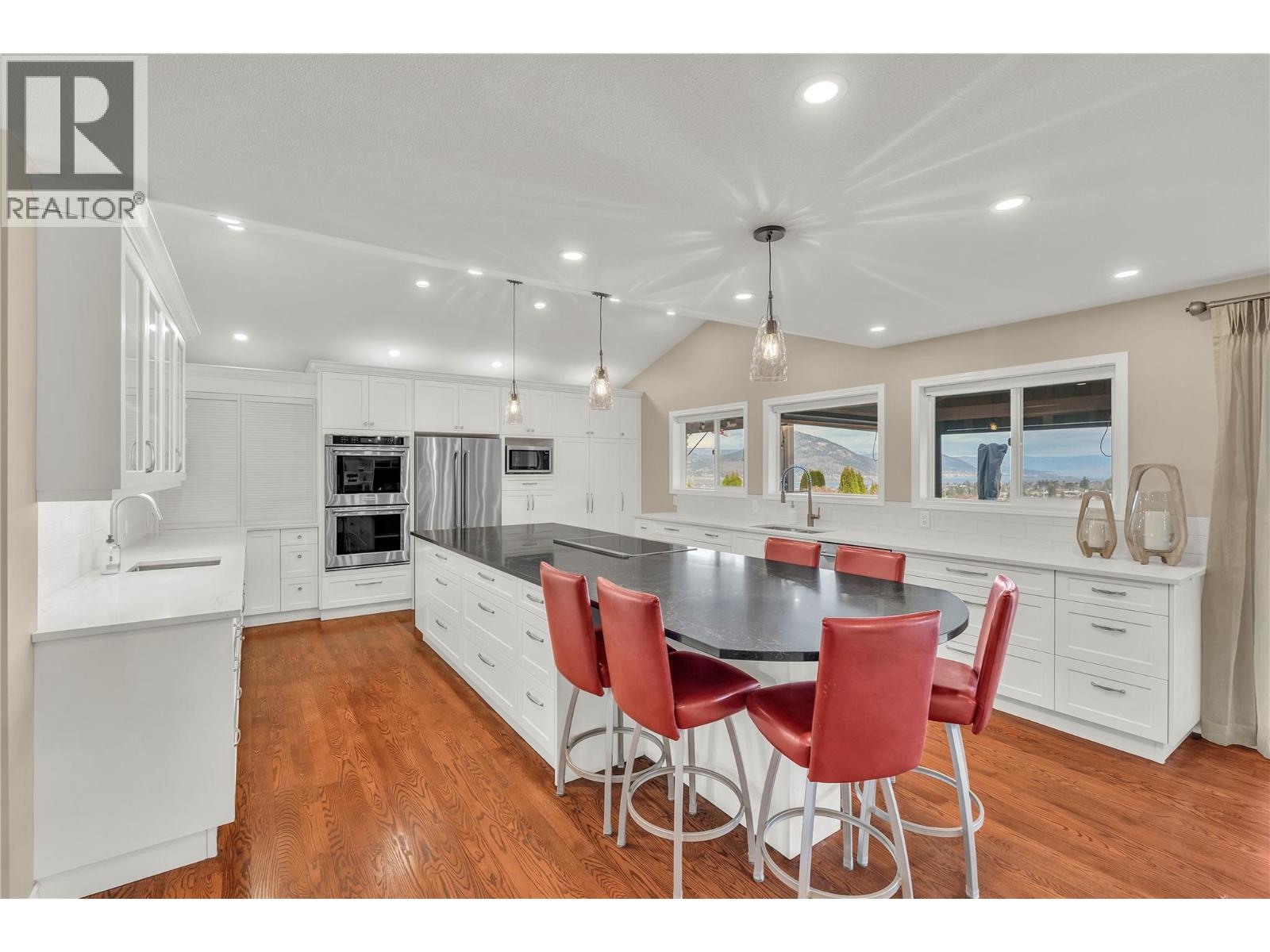 163 Westview Drive, Penticton, British Columbia  V2A 7V9 - Photo 12 - 10379736