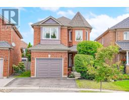 97 BACH AVENUE, Whitby, Ontario
