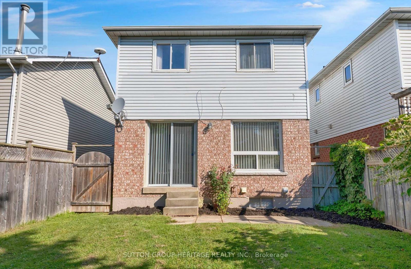 5 Fenwick Avenue, Clarington, Ontario  L1C 4R6 - Photo 35 - E13757102