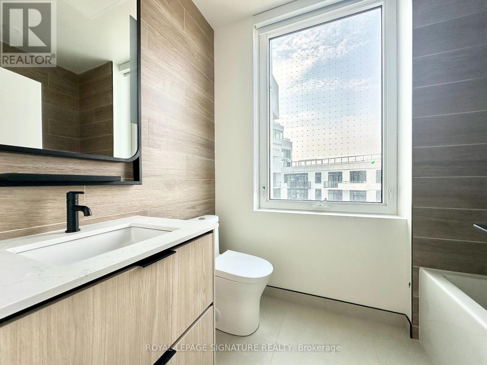 804 - 1050 Eastern Avenue, Toronto, Ontario  M4L 0B7 - Photo 8 - E13757110