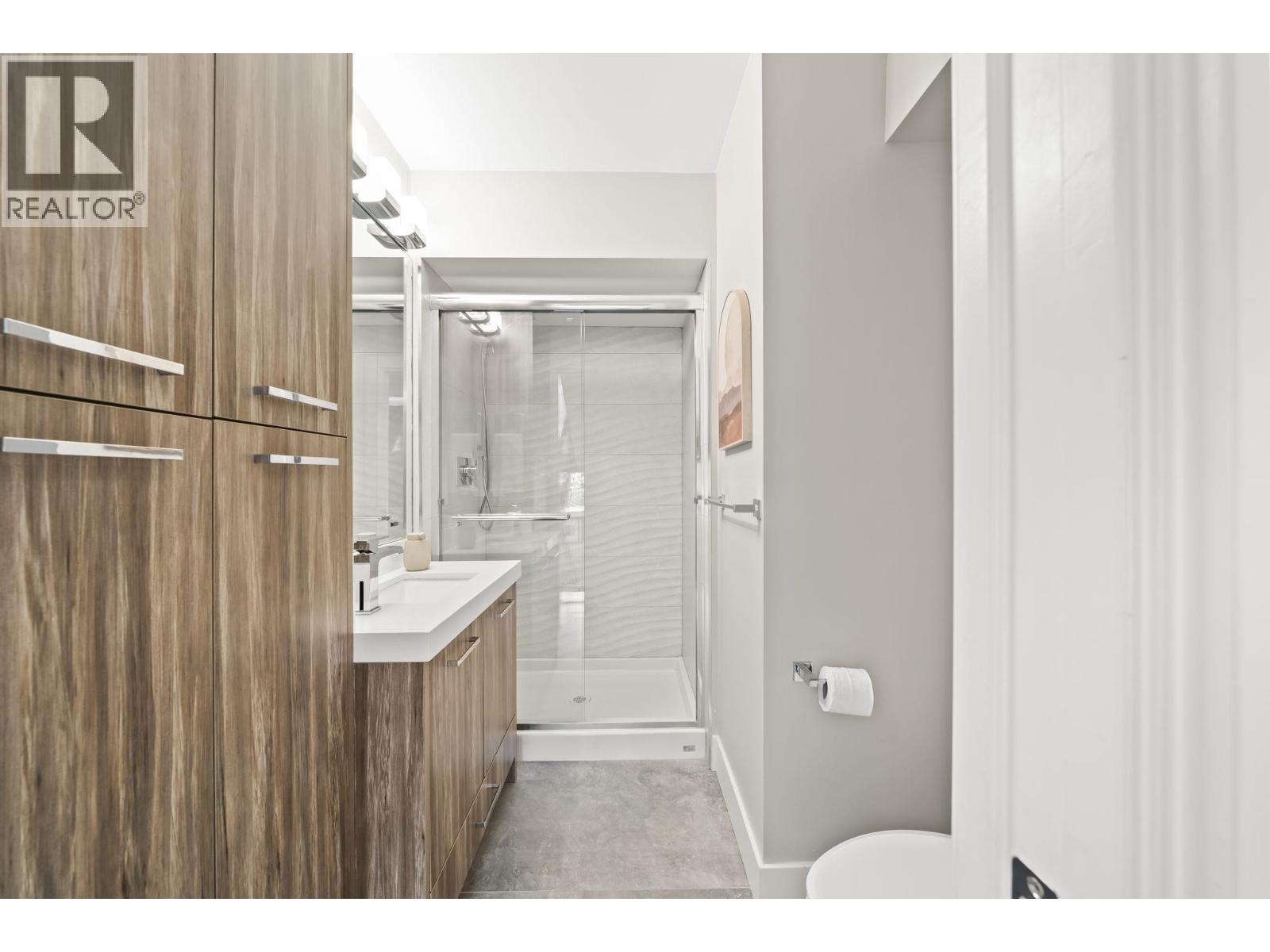 2 233 W 5th Street, North Vancouver, British Columbia  V7M 1J9 - Photo 15 - R3162565