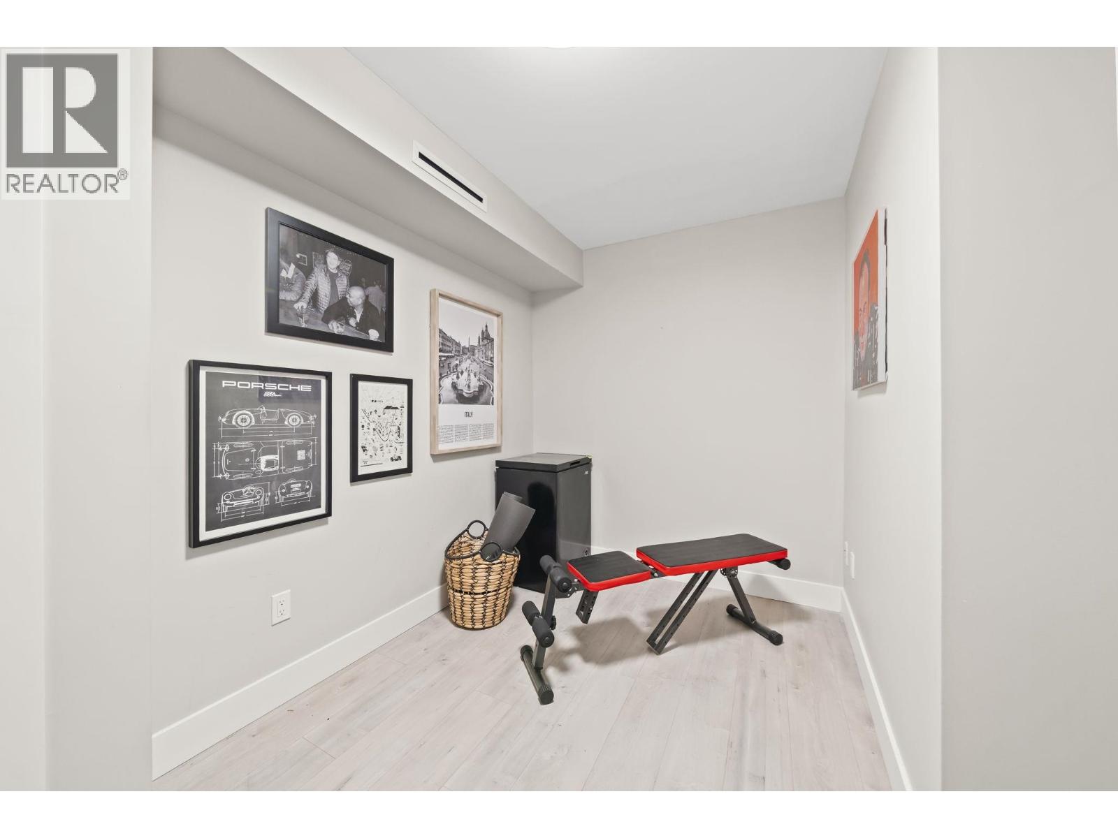 2 233 W 5th Street, North Vancouver, British Columbia  V7M 1J9 - Photo 23 - R3162565