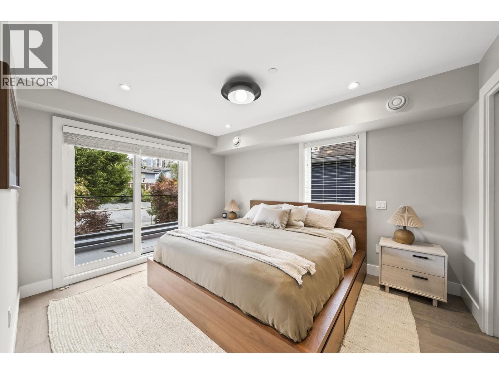 2 233 W 5th Street, North Vancouver, British Columbia  V7M 1J9 - Photo 4 - R3162565