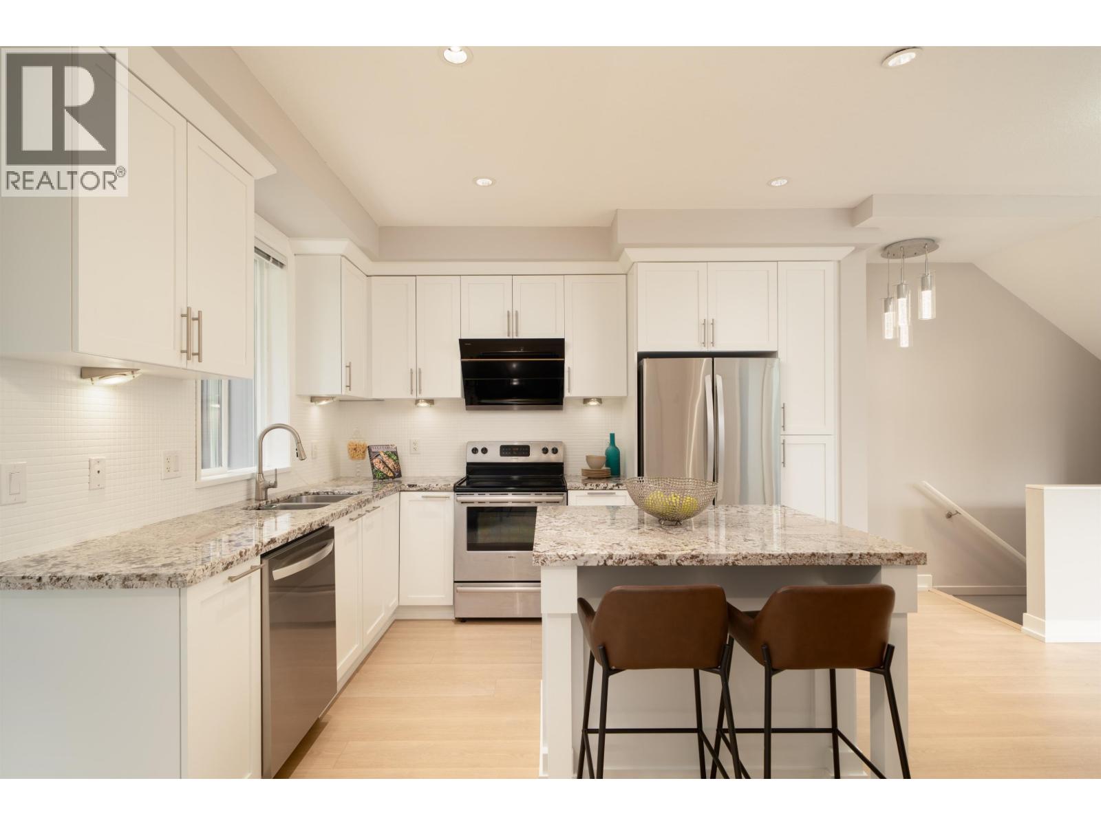 114 1460 Southview Street, Coquitlam, British Columbia  V3E 0G6 - Photo 12 - R3162575