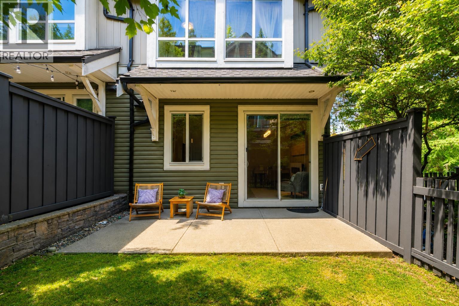 114 1460 Southview Street, Coquitlam, British Columbia  V3E 0G6 - Photo 2 - R3162575