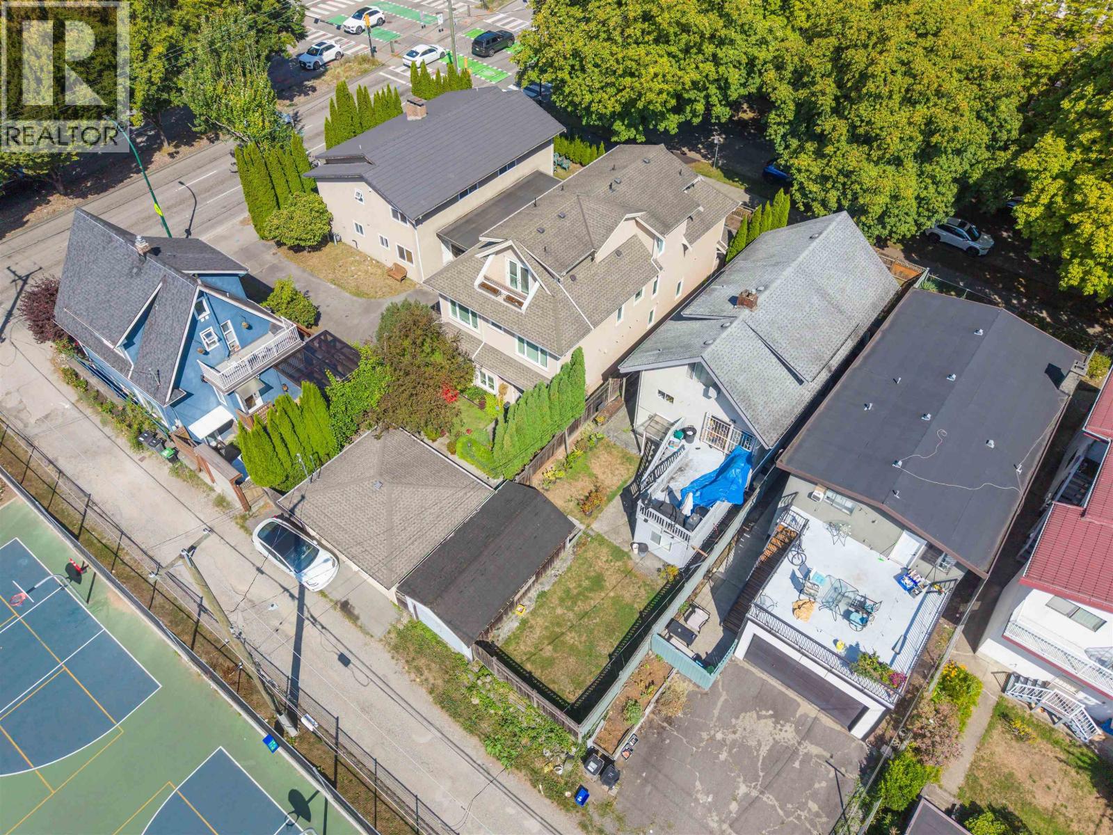 1324 E 10th Avenue, Vancouver, British Columbia  V5N 1X3 - Photo 4 - R3162556