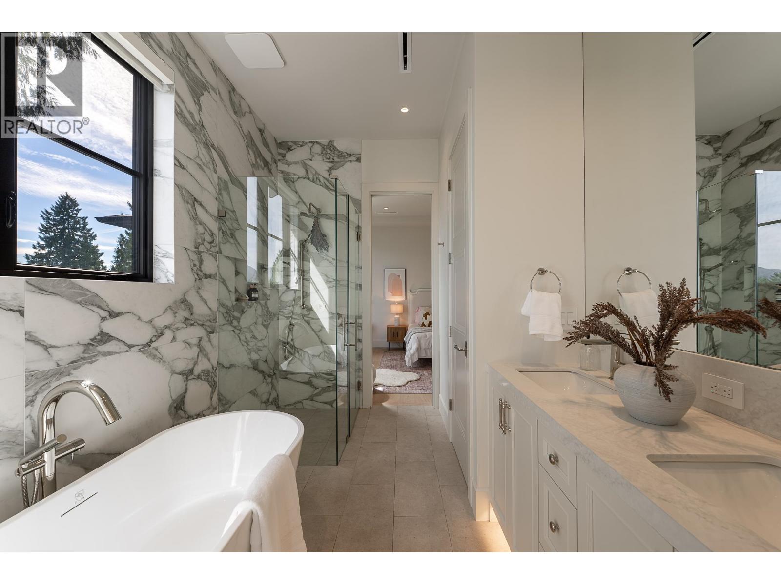 2976 Lazy A Street, Coquitlam, British Columbia  V3C 3N7 - Photo 20 - R3162564
