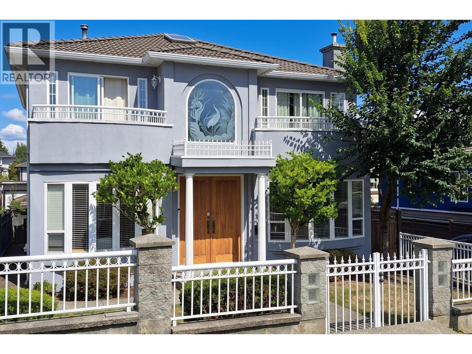 3207 Vimy Crescent, Vancouver, British Columbia  V5M 4B5 - Photo 2 - R3162609