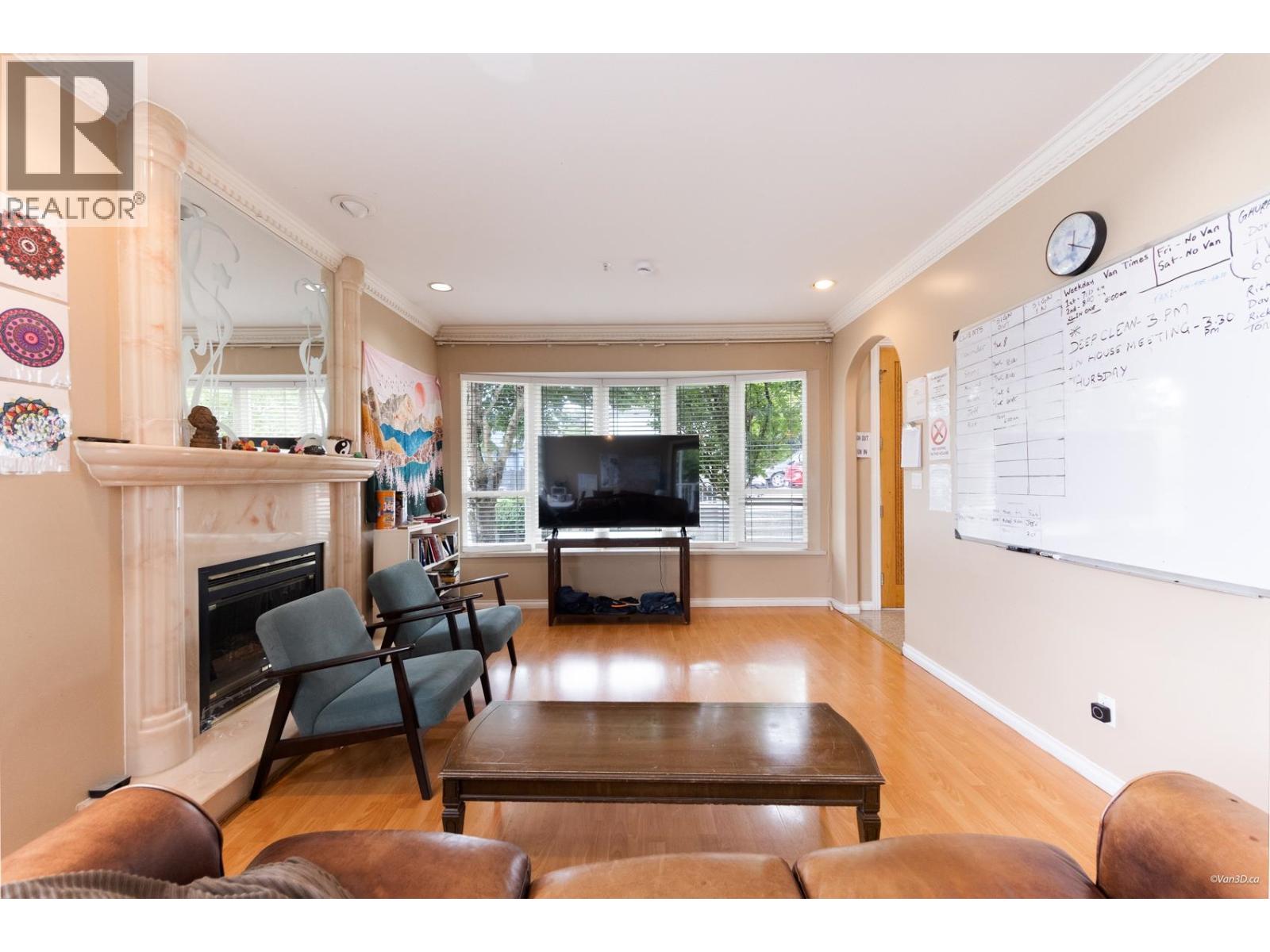 3207 Vimy Crescent, Vancouver, British Columbia  V5M 4B5 - Photo 8 - R3162609