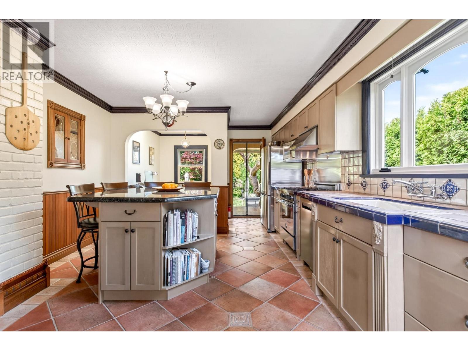 355 Cumberland Street, New Westminster, British Columbia  V3L 3G4 - Photo 7 - R3162621