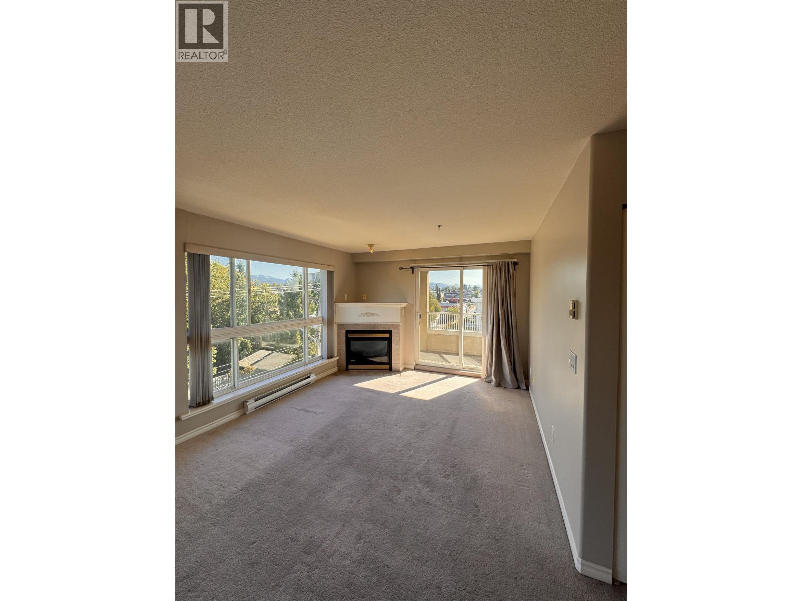 510 22230 NORTH AVENUE