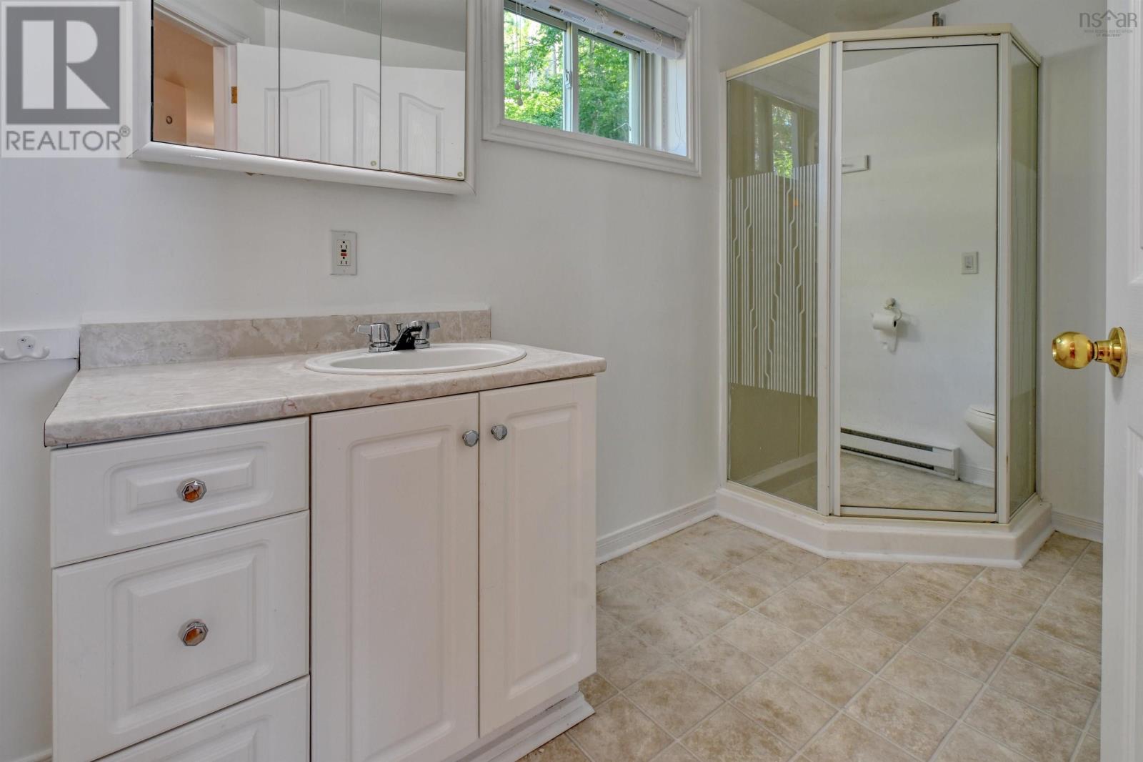 95 Lakeshore Drive W, Irish Cove, Nova Scotia  B0E 3B0 - Photo 22 - 202606091