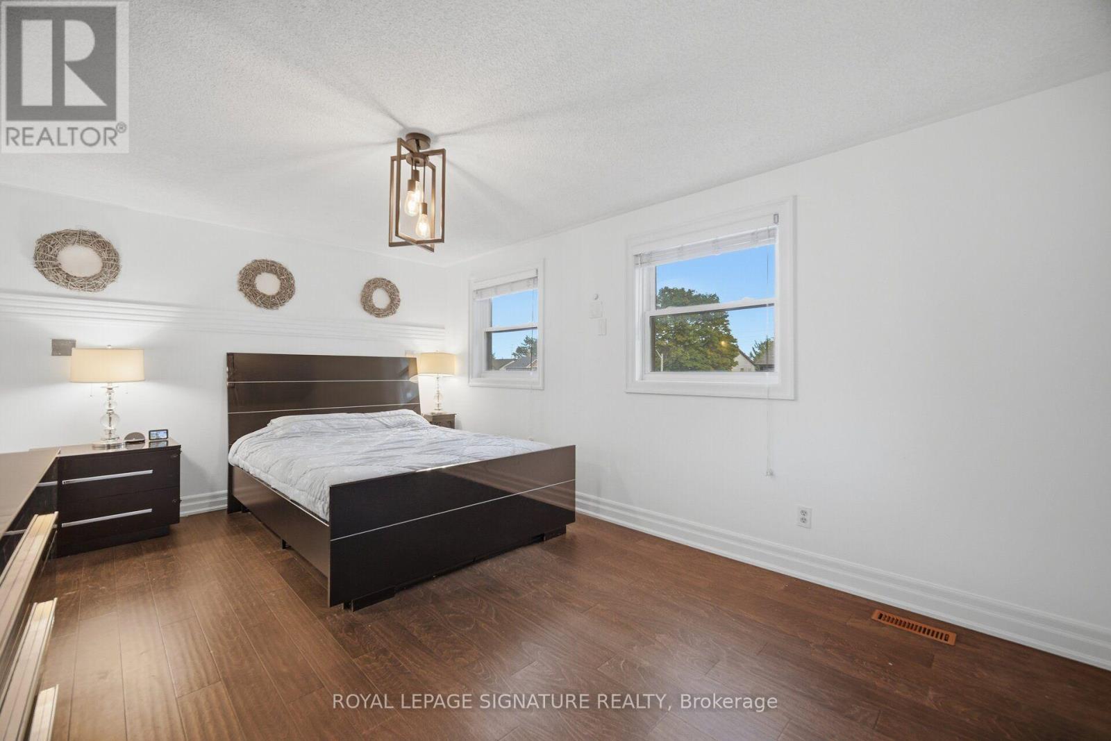 3217 Hazelwood Avenue, Burlington, Ontario  L7M 2V3 - Photo 22 - W13757078