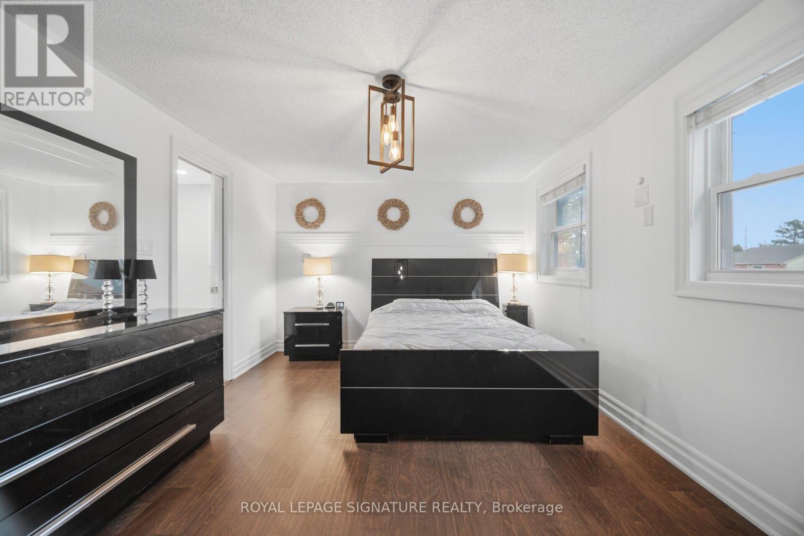 3217 Hazelwood Avenue, Burlington, Ontario  L7M 2V3 - Photo 23 - W13757078