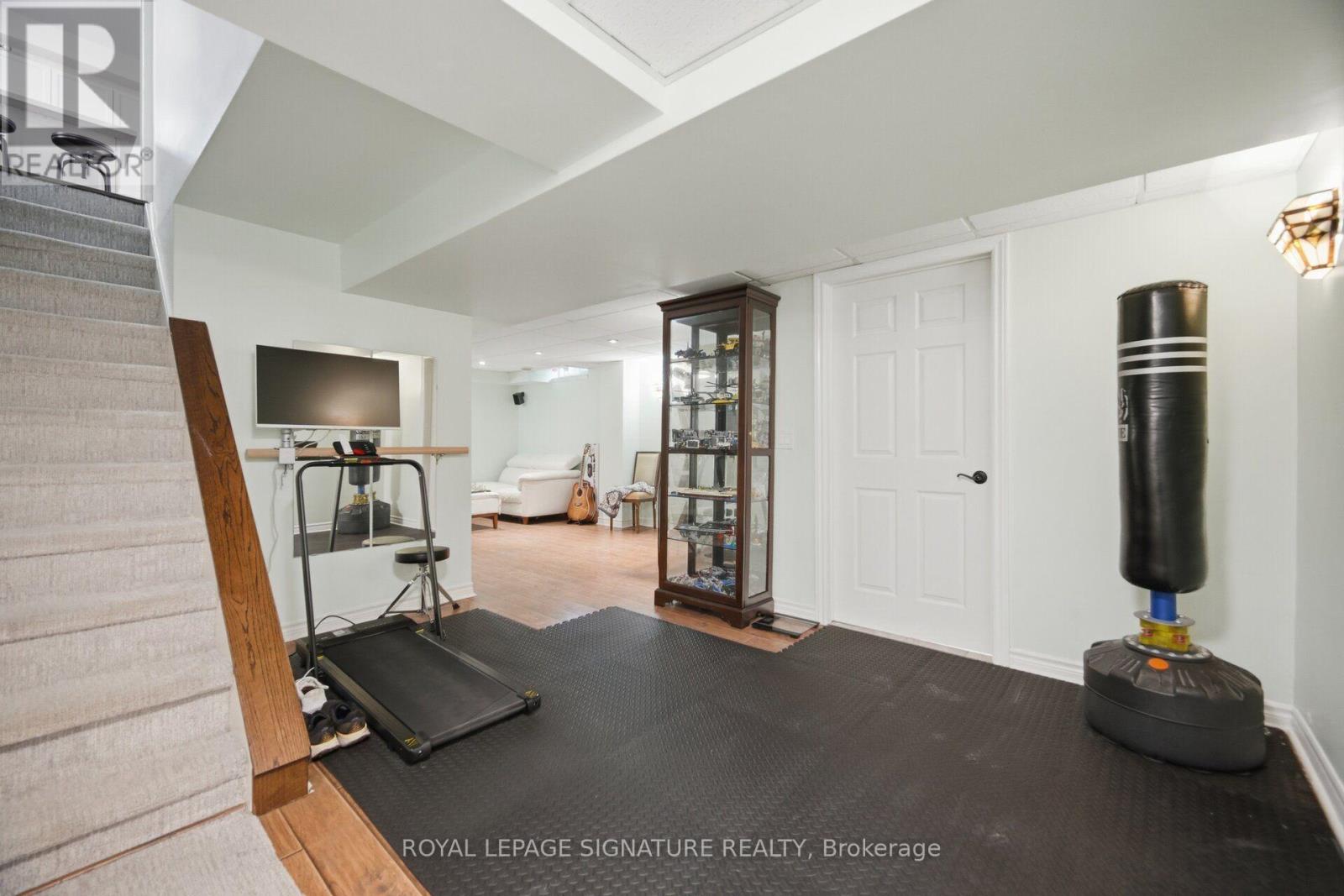 3217 Hazelwood Avenue, Burlington, Ontario  L7M 2V3 - Photo 35 - W13757078