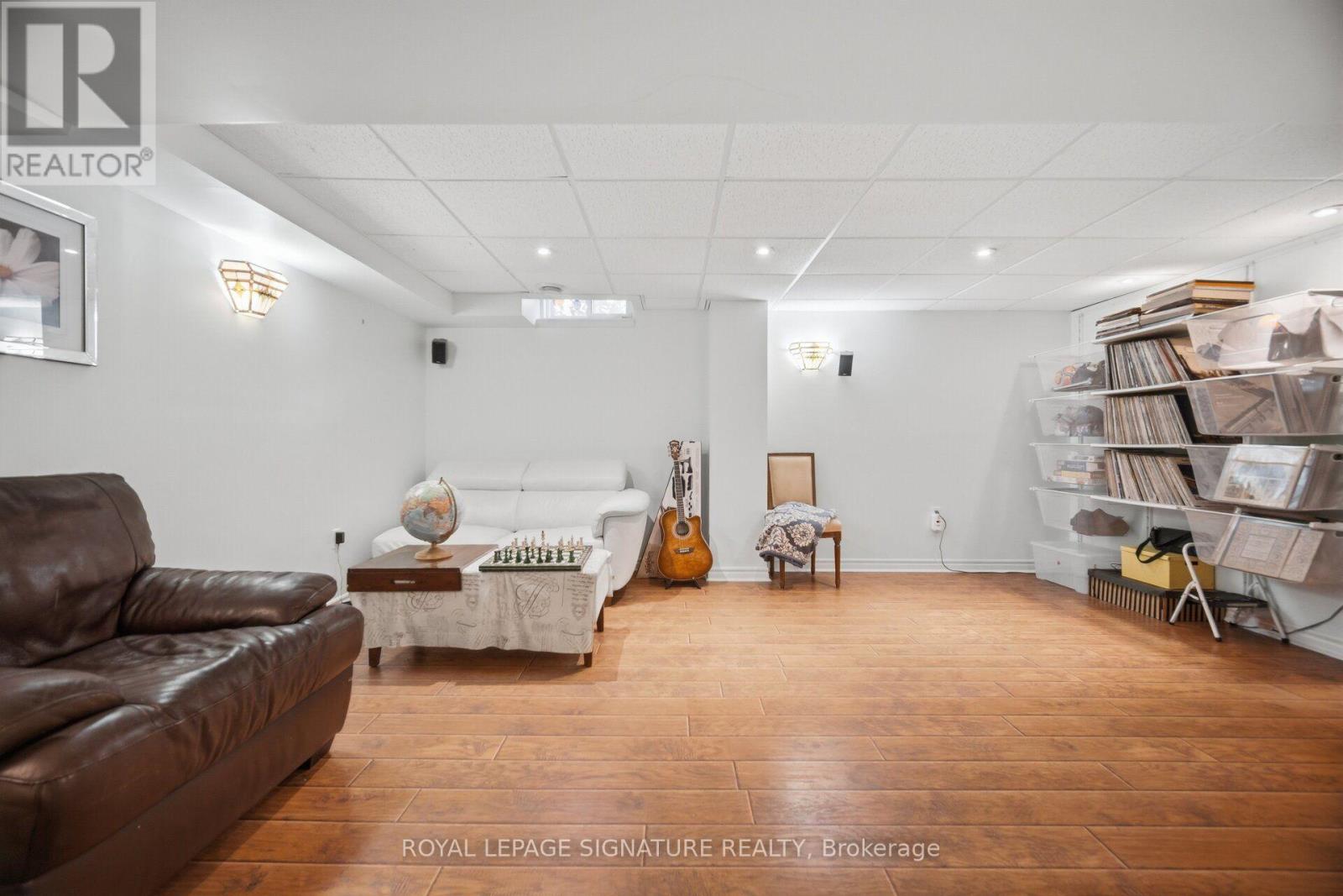 3217 Hazelwood Avenue, Burlington, Ontario  L7M 2V3 - Photo 39 - W13757078