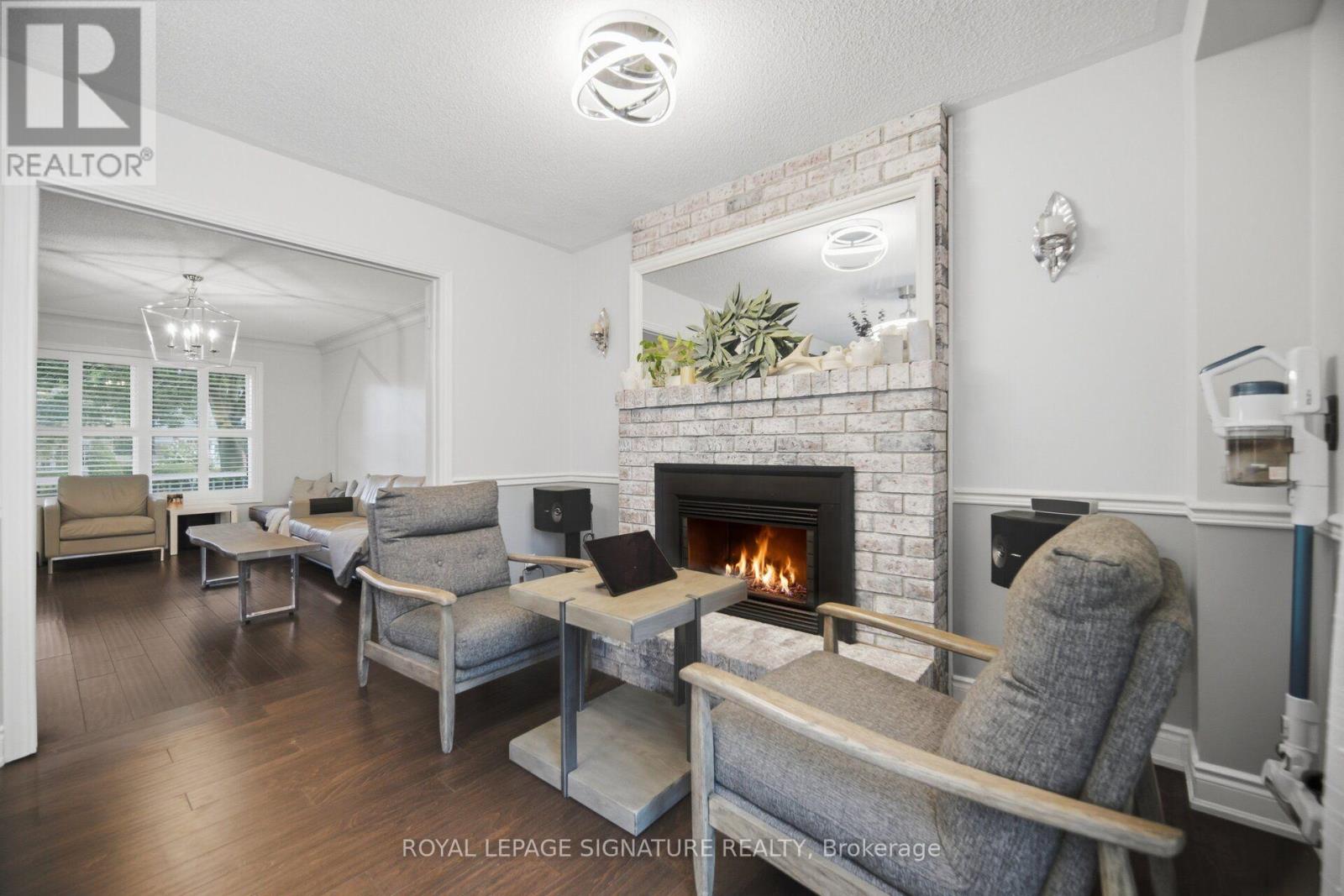 3217 Hazelwood Avenue, Burlington, Ontario  L7M 2V3 - Photo 8 - W13757078