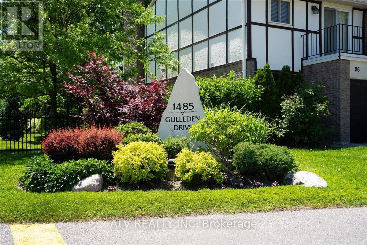 21 - 1485 Gulleden Drive, Mississauga, Ontario  L4X 2T2 - Photo 2 - W13757112