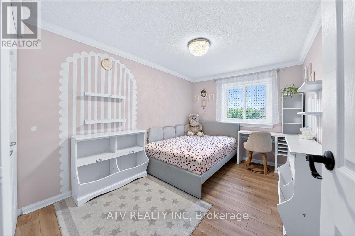 21 - 1485 Gulleden Drive, Mississauga, Ontario  L4X 2T2 - Photo 25 - W13757112