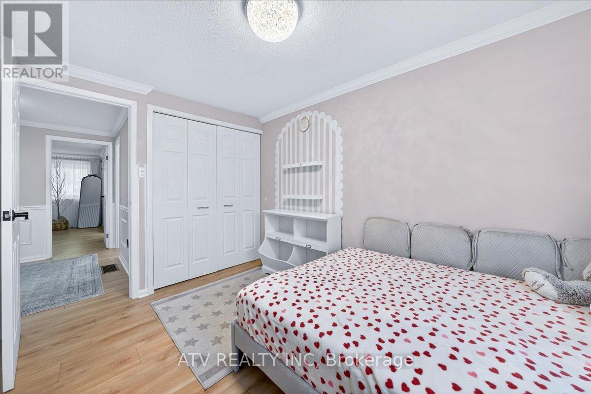 21 - 1485 Gulleden Drive, Mississauga, Ontario  L4X 2T2 - Photo 27 - W13757112