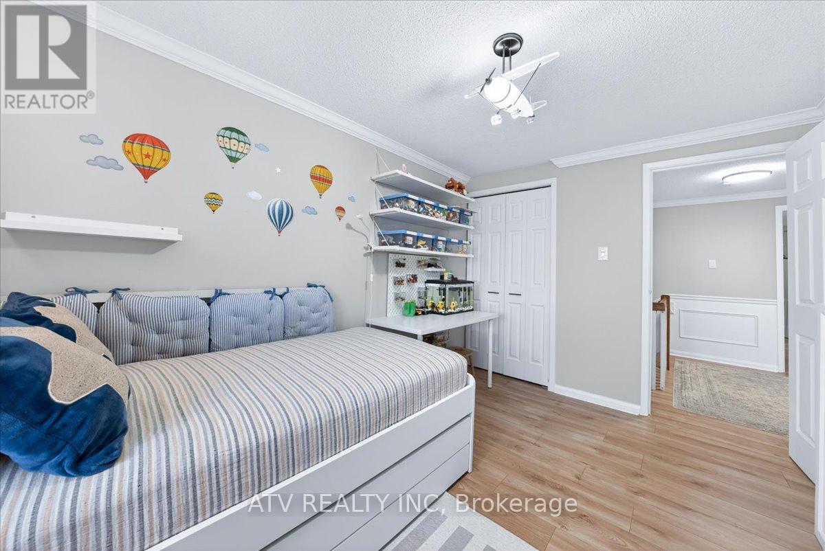 21 - 1485 Gulleden Drive, Mississauga, Ontario  L4X 2T2 - Photo 30 - W13757112