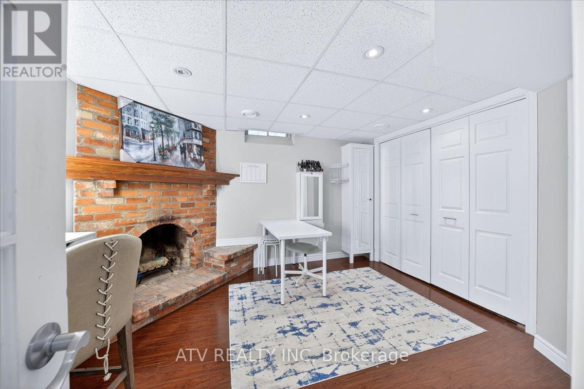 21 - 1485 Gulleden Drive, Mississauga, Ontario  L4X 2T2 - Photo 33 - W13757112