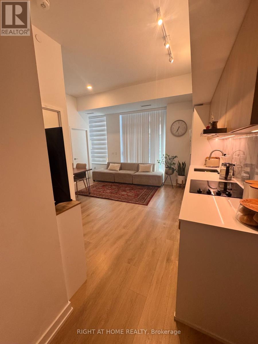 1100 SHEPPARD AVENUE W, Toronto, Ontario