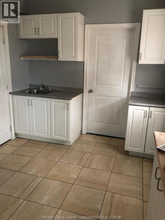 1573 Erie Street East, Windsor, Ontario  N9A 4A3 - Photo 8 - 26021900