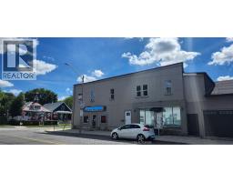 1573 ERIE STREET East, Windsor, Ontario