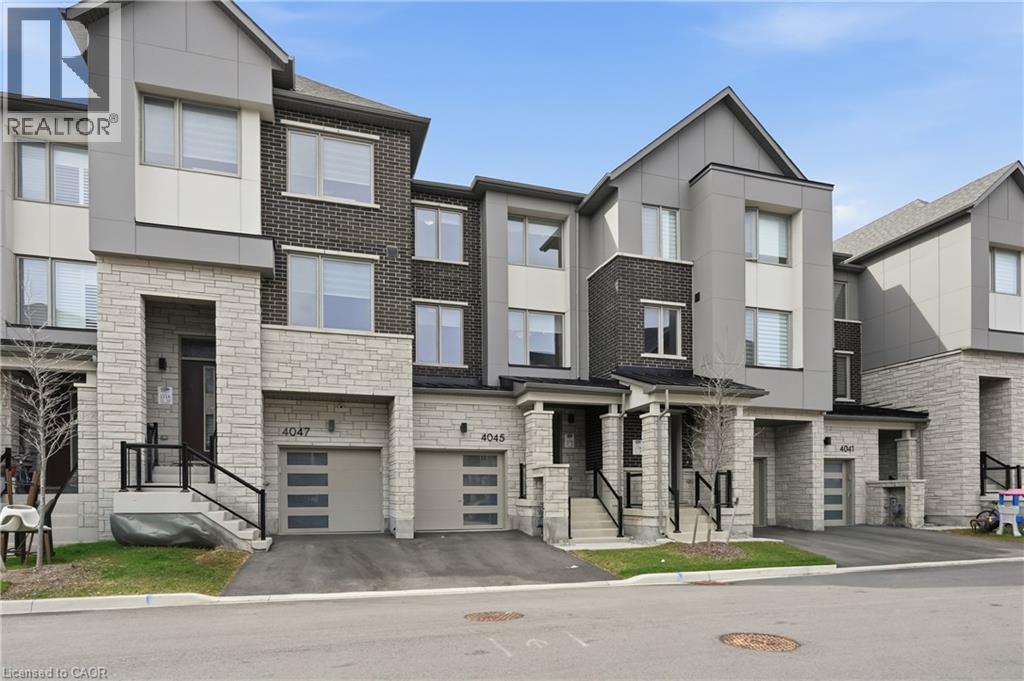 4045 Saida Street, Mississauga, Ontario  L5M 2S8 - Photo 2 - 40844636