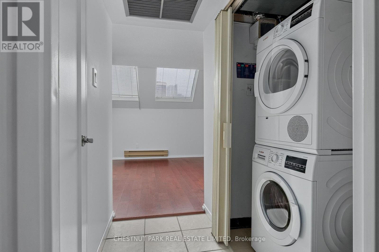 604 - 19 Dundonald Street, Toronto, Ontario  M4Y 1K3 - Photo 16 - C13738636