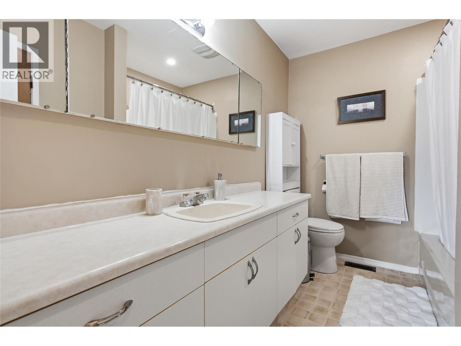 908 Renfrew Avenue, Kamloops, British Columbia  V2B 3X5 - Photo 23 - 10399760