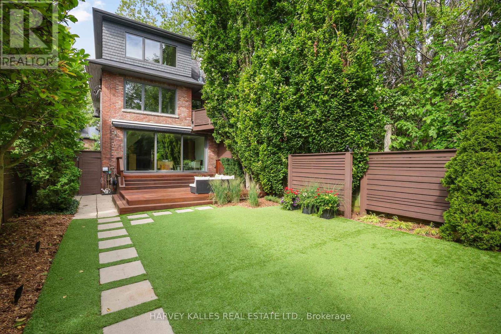 497 Palmerston Boulevard, Toronto, Ontario  M6G 2P2 - Photo 46 - C13751854