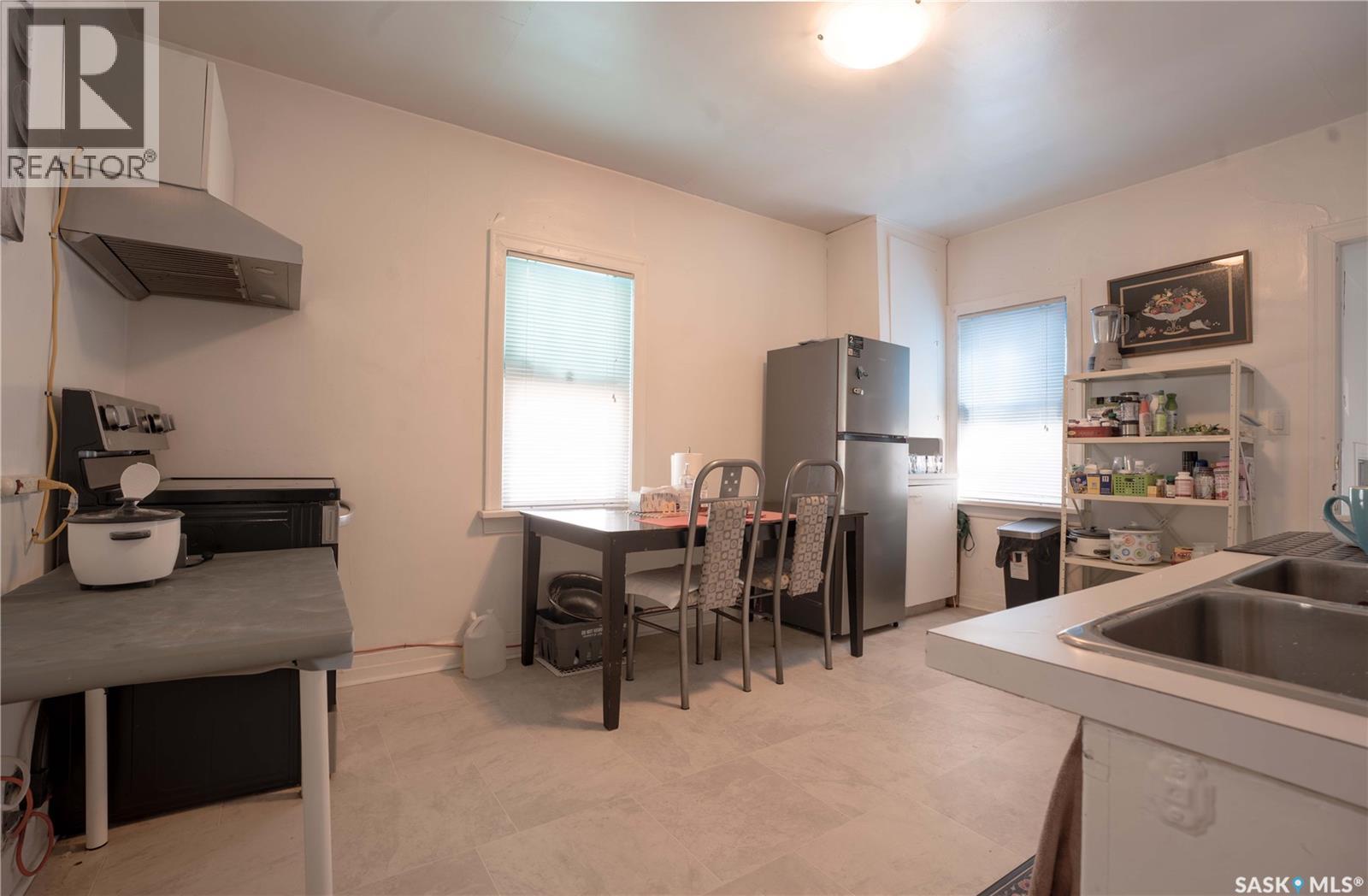 1903 Toronto Street, Regina, Saskatchewan  S4P 1M9 - Photo 5 - SK047721