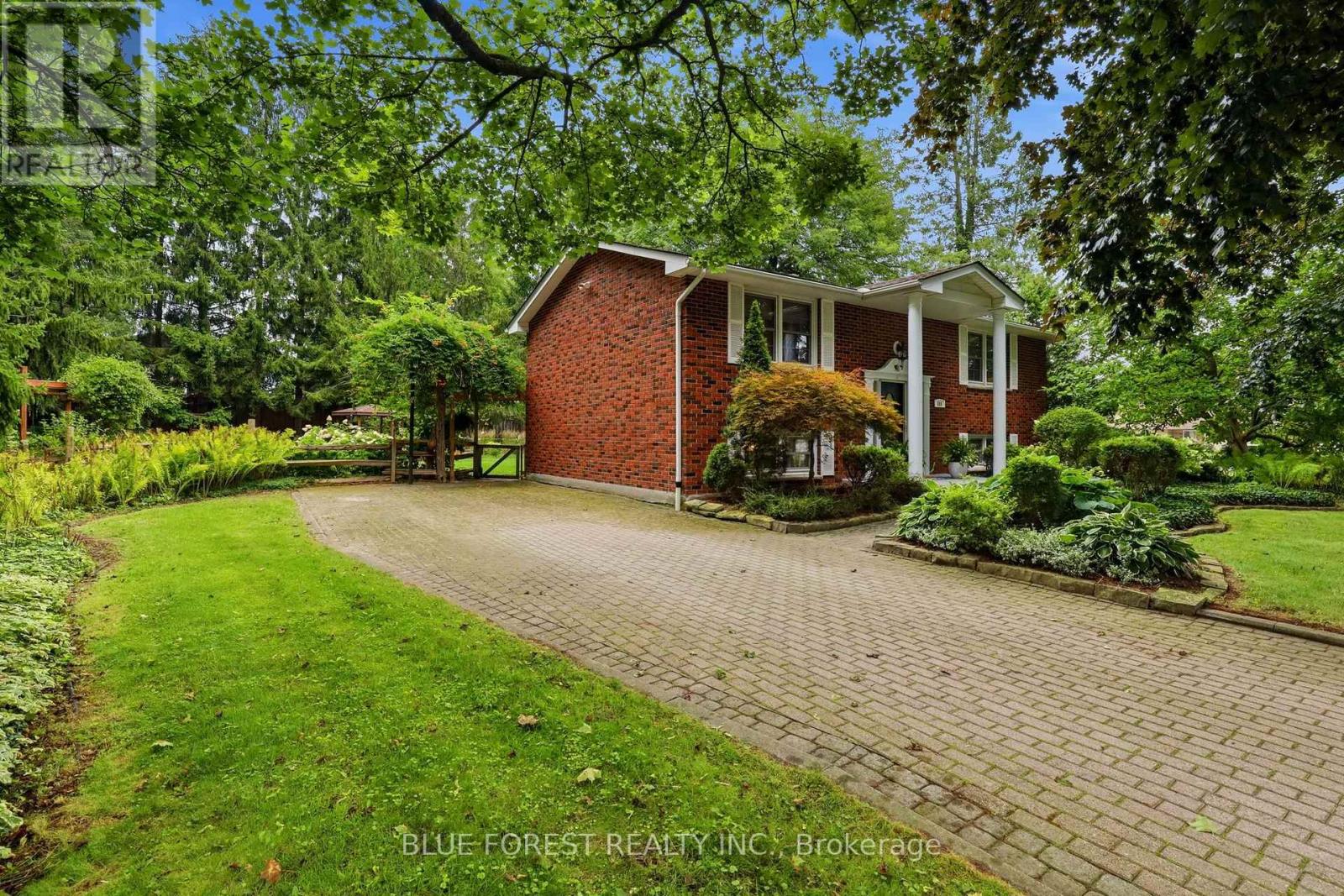 111 Arthur Street, Middlesex Centre, Ontario  N0L 1R0 - Photo 2 - X13757206