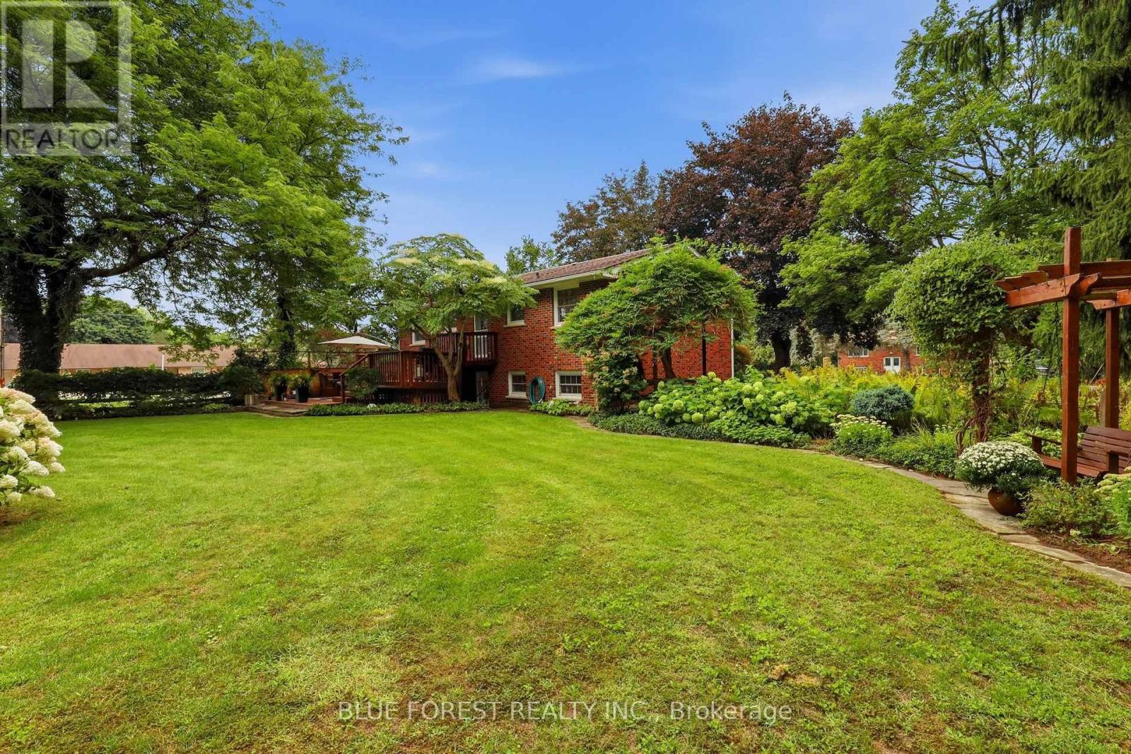 111 Arthur Street, Middlesex Centre, Ontario  N0L 1R0 - Photo 32 - X13757206