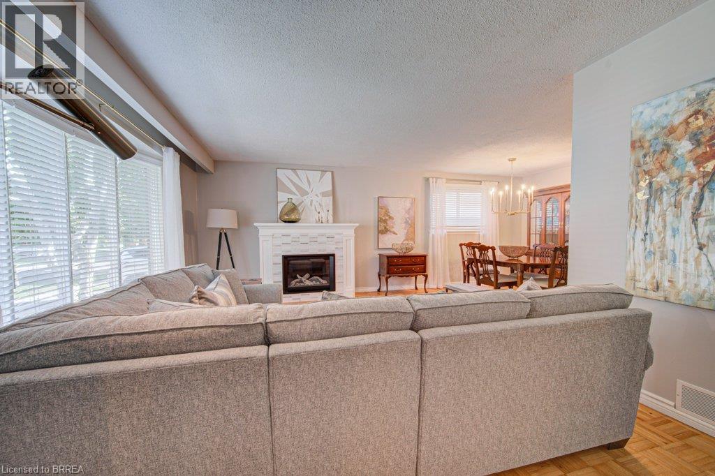 3158 Palmer Drive, Burlington, Ontario  L7M 1L4 - Photo 5 - 40860087
