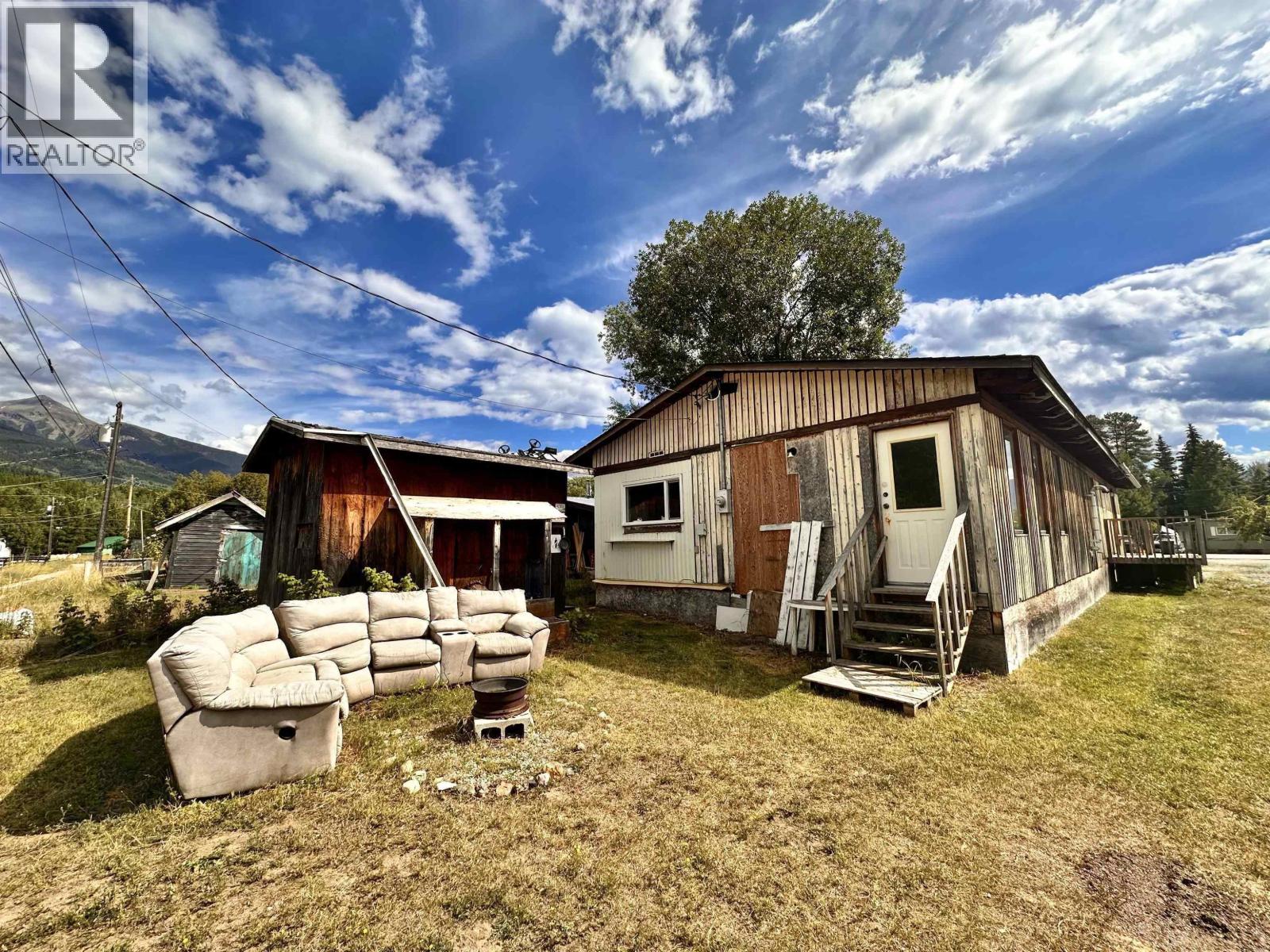 1144 4th Avenue, Valemount, British Columbia  V0E 2Z0 - Photo 16 - R3162681