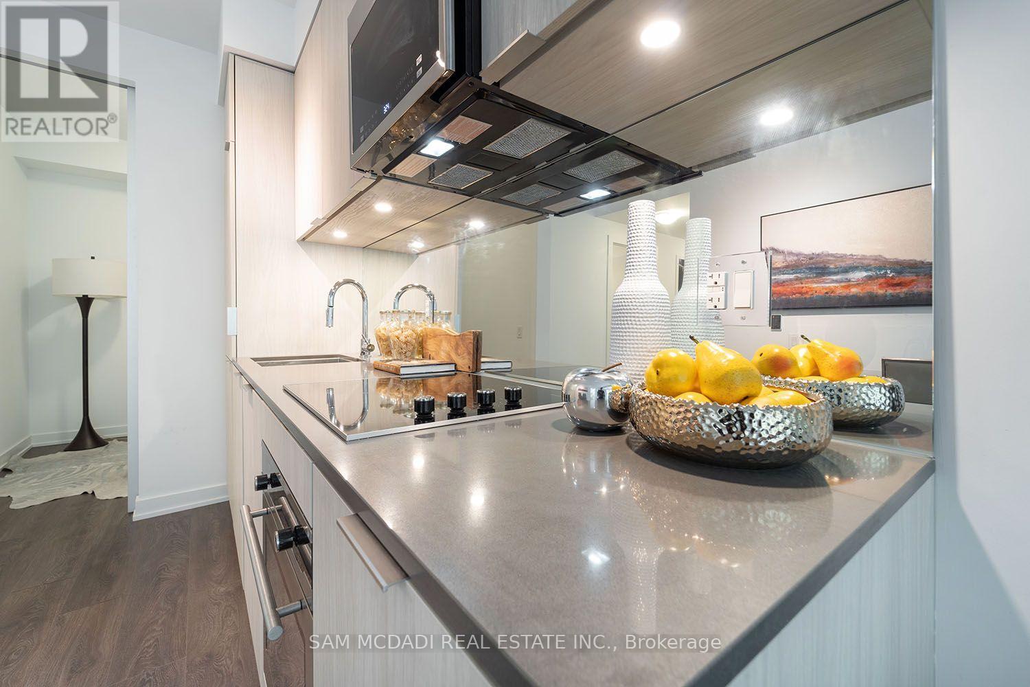 301 - 609 Avenue Road, Toronto, Ontario  M4V 2K3 - Photo 10 - C13757166